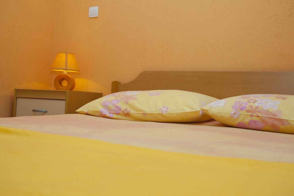 Apartments Makarska Exterior photo