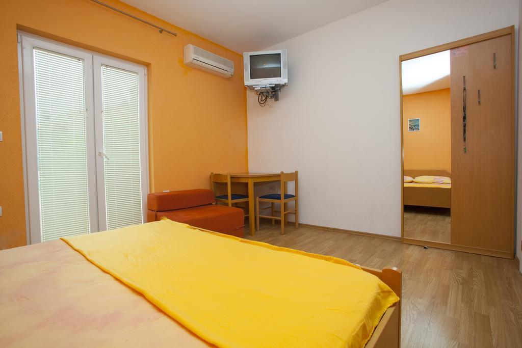 Apartments Makarska Exterior photo