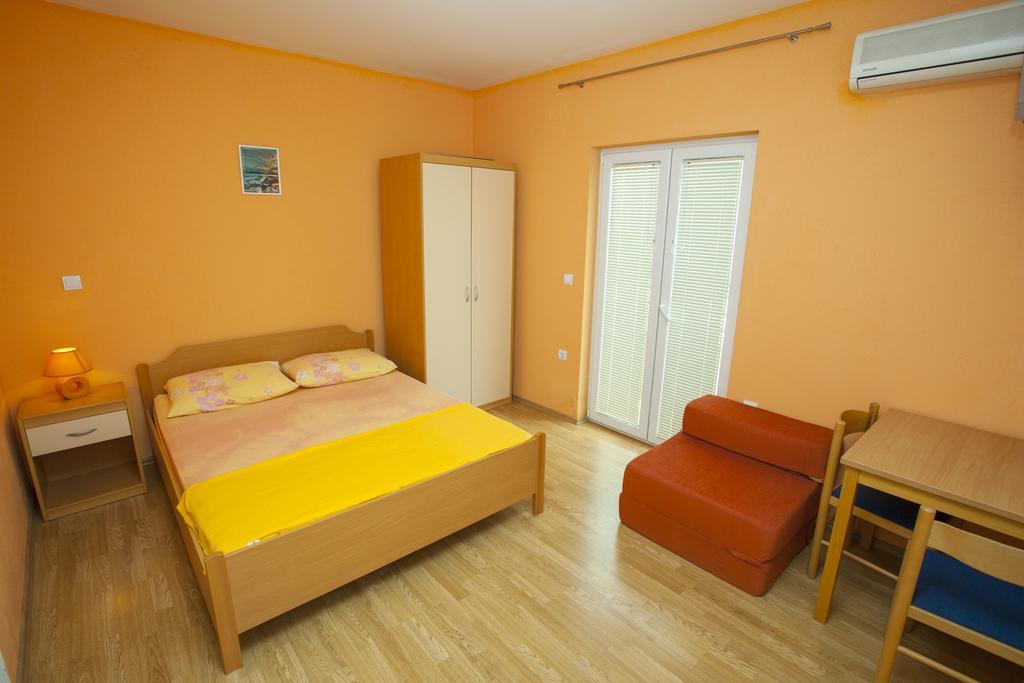 Apartments Makarska Exterior photo